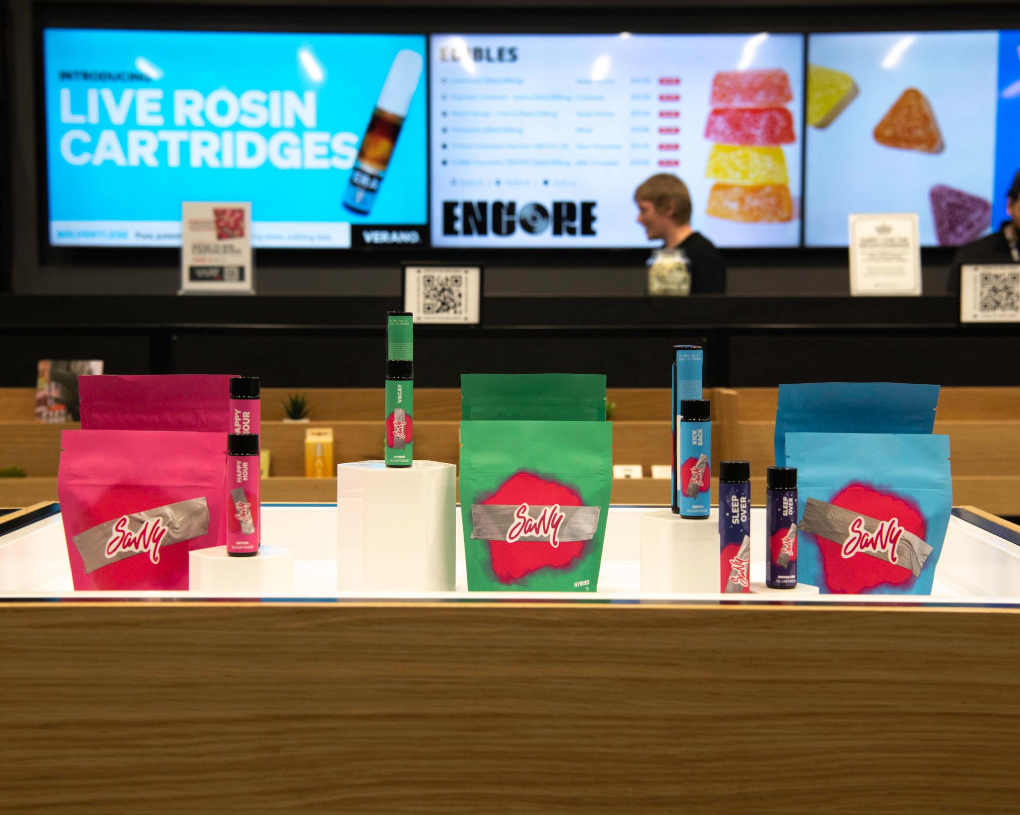 Medical & Recreational Marijuana Dispensary in Highland Park, IL Zen Leaf