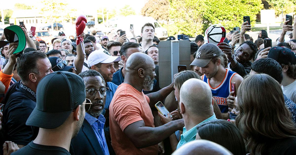 Meet Mike Tyson Iron Mike Visits Zen Leaf Neptune