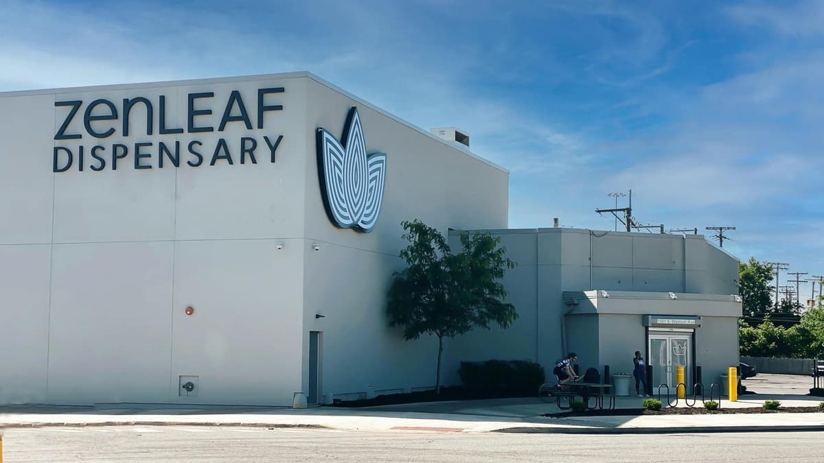 What is a Cannabis Dispensary & What to Expect | Zen Leaf