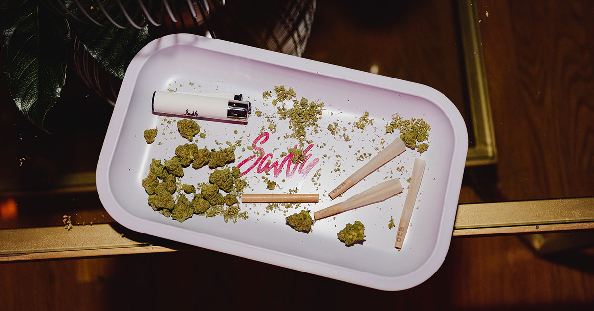 How to Roll a Cannabis Joint